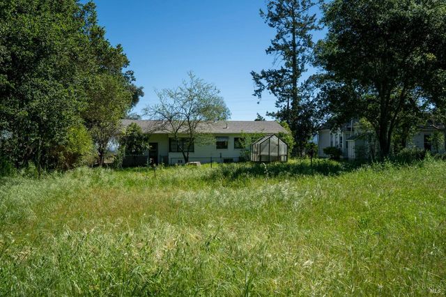 1446 Sulphur Springs Ave, St. Helena, CA 94574