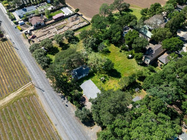 1446 Sulphur Springs Ave, St. Helena, CA 94574