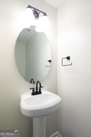 5675 Terremont Circle, Norcross, GA 30093