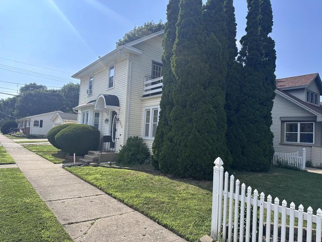 5804 34th AVENUE, Kenosha, WI 53144