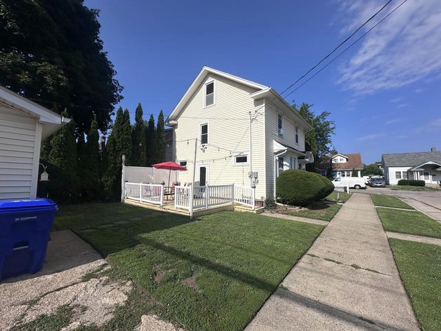 5804 34th AVENUE, Kenosha, WI 53144