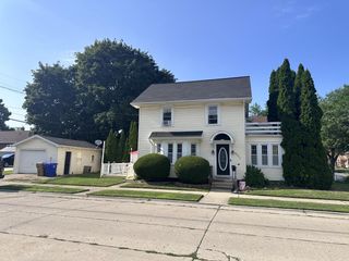 5804 34th AVENUE, Kenosha, WI 53144