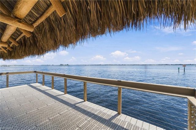 15477 Admiralty CIR 4, North Fort Myers, FL 33917