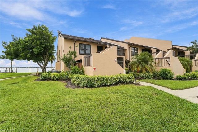 15477 Admiralty CIR 4, North Fort Myers, FL 33917