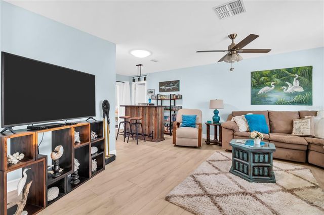 1303 GLENGARRY DRIVE, Palm Harbor, FL 34684