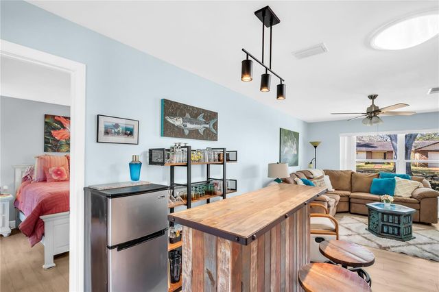 1303 GLENGARRY DRIVE, Palm Harbor, FL 34684