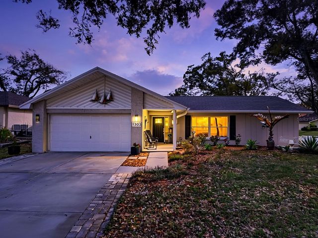 1303 GLENGARRY DRIVE, Palm Harbor, FL 34684