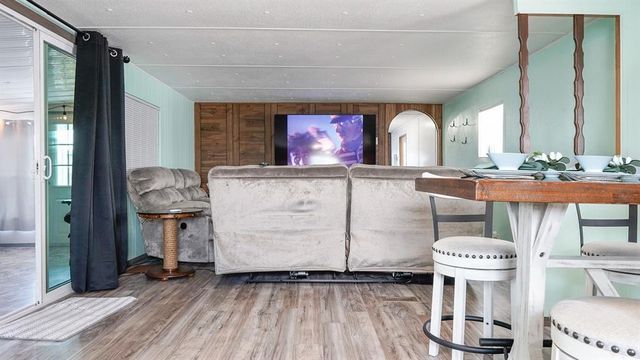 108 W SAINT JOHNS WAY 210, Apollo Beach, FL 33572