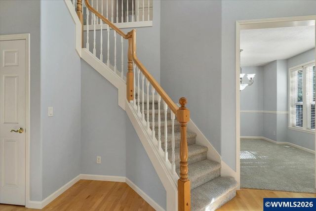 5450 Woodmill Dr SE, Salem, OR 97306