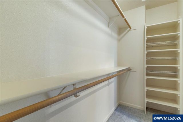 5450 Woodmill Dr SE, Salem, OR 97306