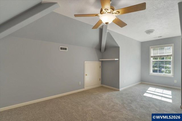5450 Woodmill Dr SE, Salem, OR 97306