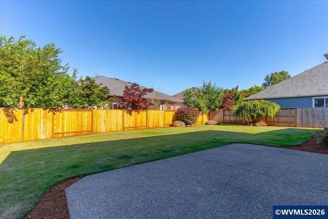 5450 Woodmill Dr SE, Salem, OR 97306