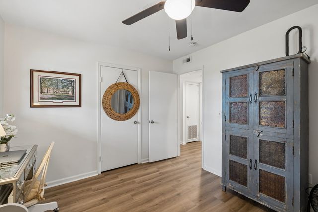 408 Saint Charles Court, Charleston, SC 29407