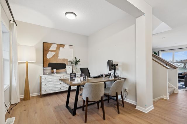 1943 Sparrow Drive, Shakopee, MN 55379