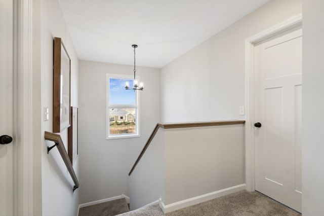 1943 Sparrow Drive, Shakopee, MN 55379