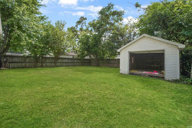 17 S Fairlawn Avenue, Evansville, IN 47714