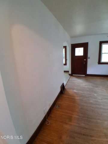 1459 Lakewood Street, Toledo, OH 43605