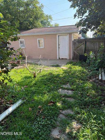 1459 Lakewood Street, Toledo, OH 43605