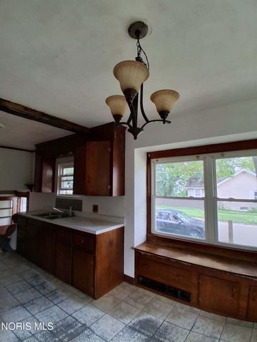 1459 Lakewood Street, Toledo, OH 43605