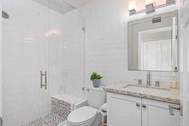 6939 Carnation Dr, Carlsbad, CA 92011