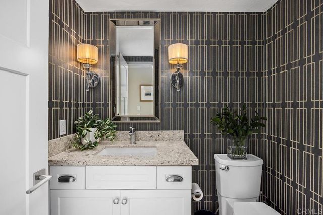 6939 Carnation Dr, Carlsbad, CA 92011