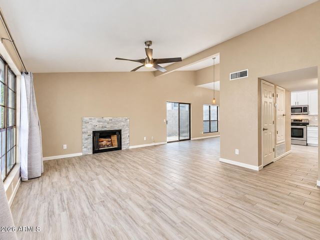 4223 E AGAVE Road, Phoenix, AZ 85044