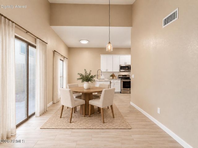 4223 E AGAVE Road, Phoenix, AZ 85044