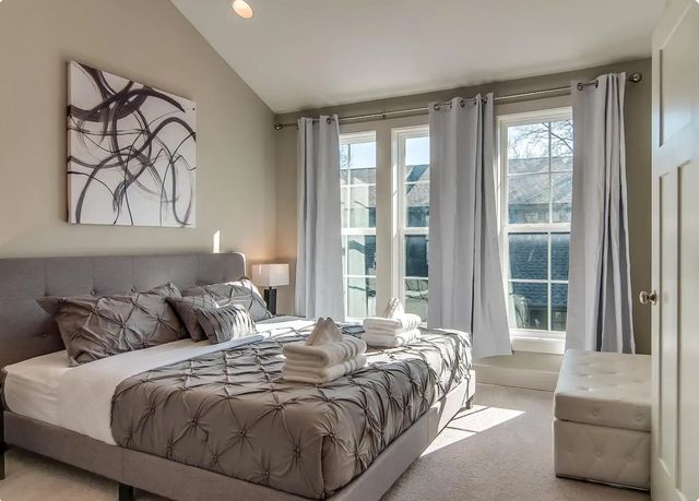 2021 Beech Ave Unit 4, Nashville, TN 37204