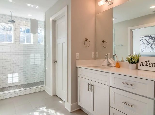 2021 Beech Ave Unit 4, Nashville, TN 37204