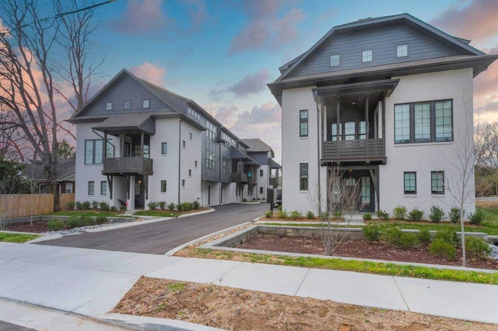 2021 Beech Ave Unit 4, Nashville, TN 37204