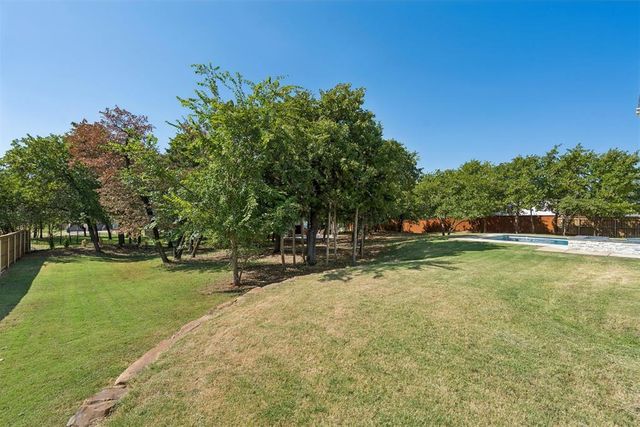 330 Old Farm Road, Edmond, OK 73034