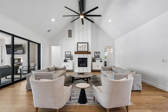330 Old Farm Road, Edmond, OK 73034