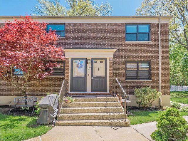 220-10 75th Avenue 213 A2, Oakland Gardens, NY 11364