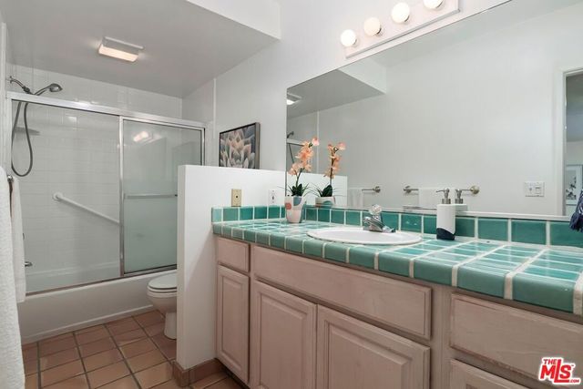 1351 N Crescent Heights Boulevard 207, West Hollywood, CA 90046