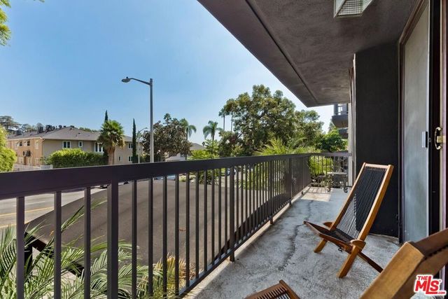 1351 N Crescent Heights Boulevard 207, West Hollywood, CA 90046