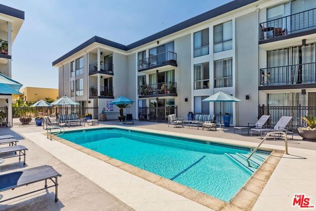 1351 N Crescent Heights Boulevard 207, West Hollywood, CA 90046