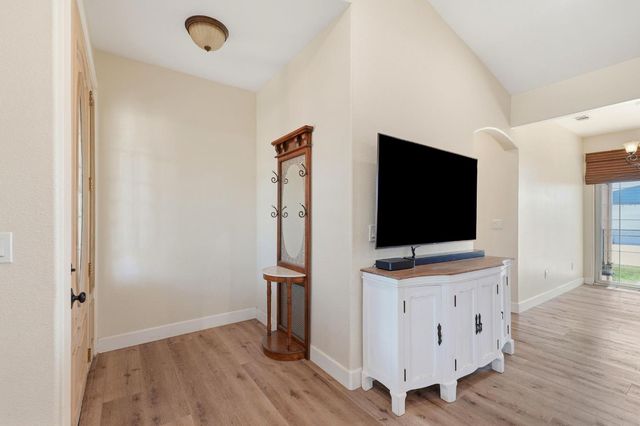 2734 W Byron Rd, Tracy, CA 95377