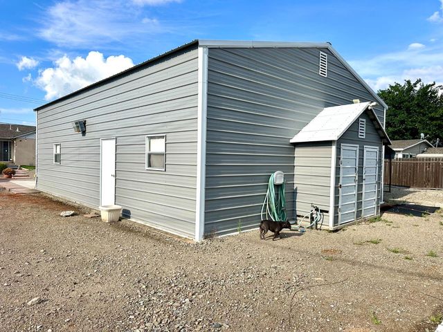 2734 W Byron Rd, Tracy, CA 95377