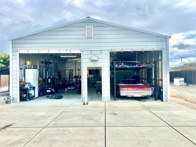 2734 W Byron Rd, Tracy, CA 95377
