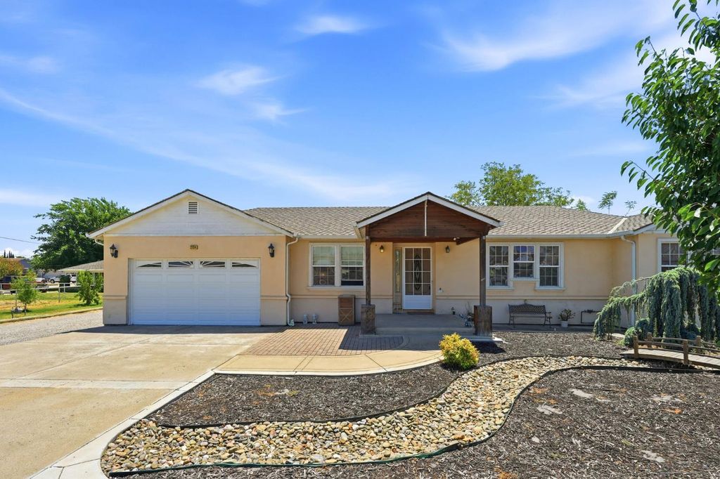 2734 W Byron Rd, Tracy, CA 95377