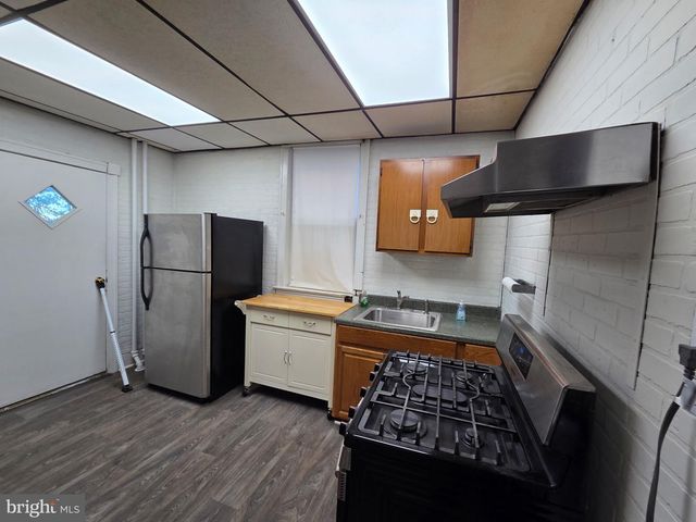 675 RUTHERFORD AVE, Trenton, NJ 08618