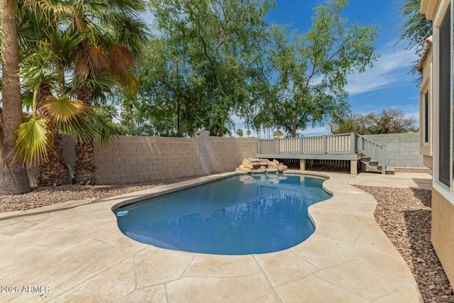 1002 S PORT Drive, Gilbert, AZ 85233