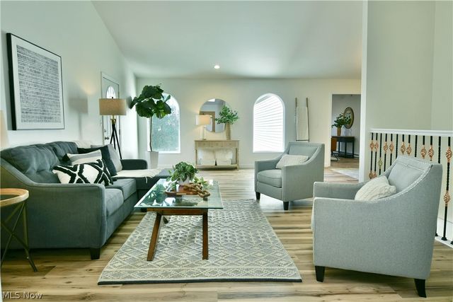 6152 Southern Hills Court, Canfield, OH 44406