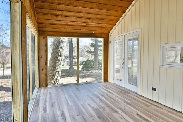 6152 Southern Hills Court, Canfield, OH 44406