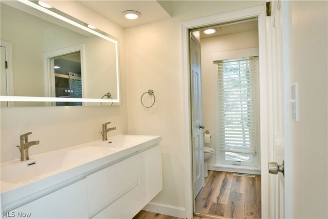 6152 Southern Hills Court, Canfield, OH 44406