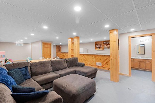 111 E NATIONAL AVENUE, Brillion, WI 54110