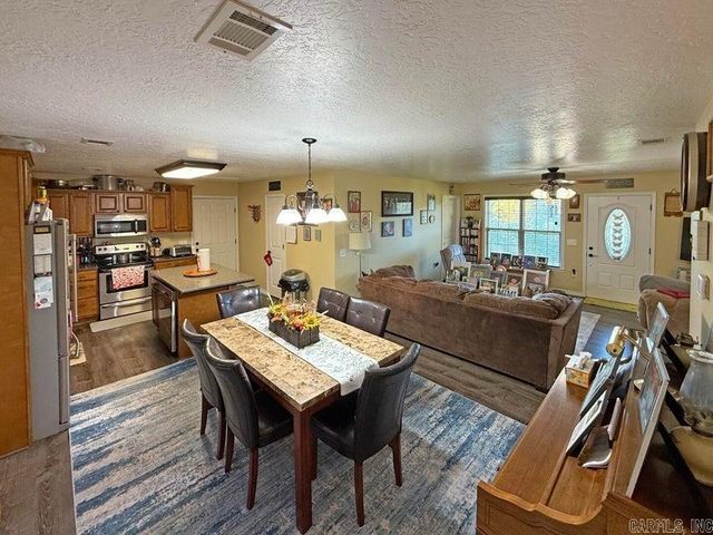 185 Aberdeen Drive, Batesville, AR 72501