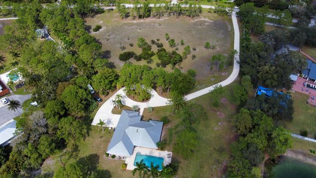 2884 SE Ranch Acres Circle, Jupiter, FL 33478