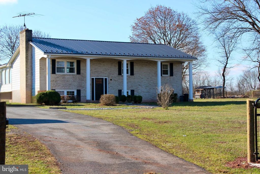 11409 TANEYTOWN PIKE, Emmitsburg, MD 21727