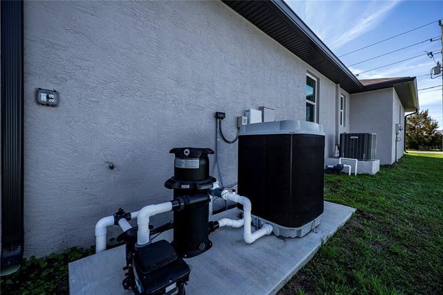 855 ROTONDA CIRCLE, Rotonda West, FL 33947